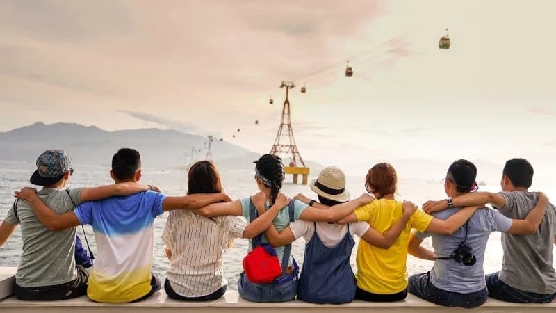 Best Ways to Connect with Locals at Your Travel Destination